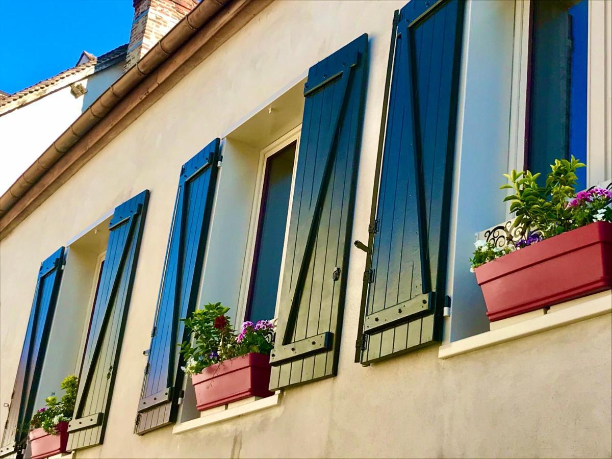 L'Elegance Au Coeur Du Medieval Apartamento Provins Exterior foto
